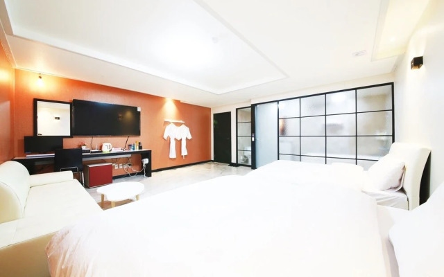 Suwon Hotel Flex