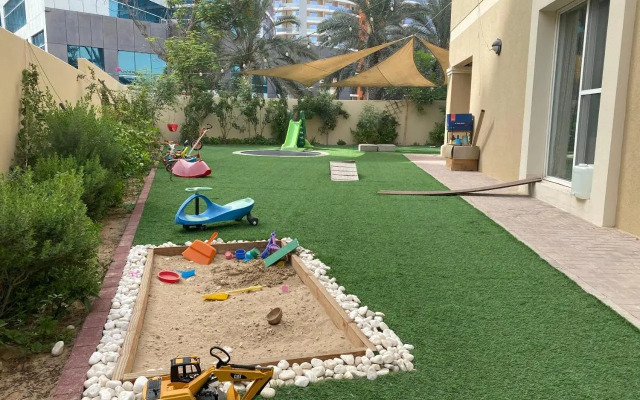 Spacious 4-bedroom villa, children friendly