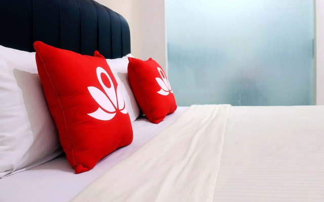 ZEN Rooms Lengkong Besar