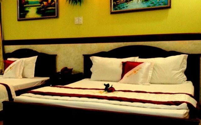 Ha Oanh Hotel 2