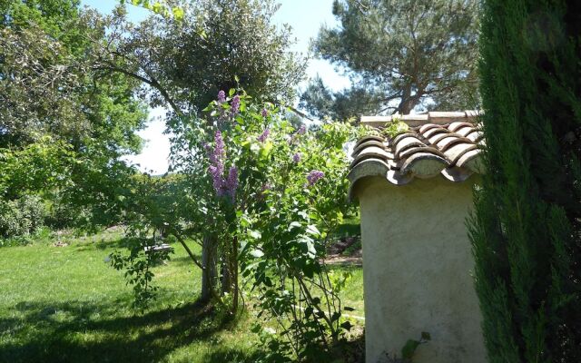 Le Mas Des Vignes De Dions