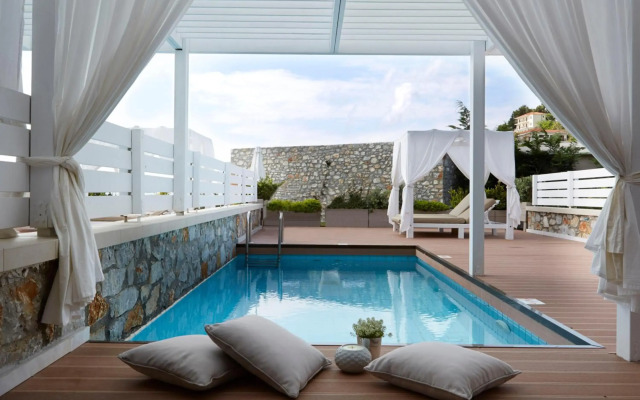 Kassandra Bay Resort, Suites & Spa