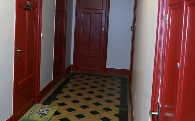 Central studio in Annecy, with elevator