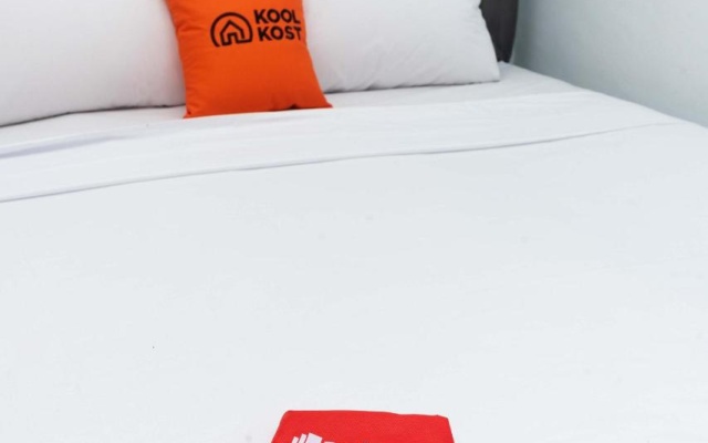 KoolKost Syariah near Jambi Prima Mall 2 (Minimum Stay 6 Nights) – Guest Rooms – Jambi
