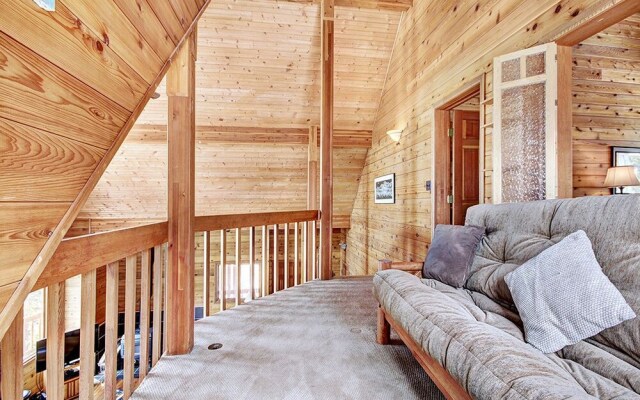 De Neige 5 Bedroom Home