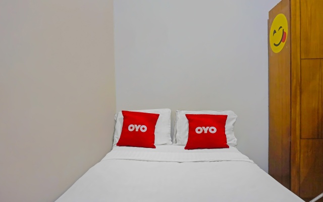 OYO 92285 Penginapan 21 Near Pasar Baru