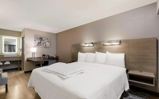 Red Roof Inn PLUS+ Chicago - Naperville