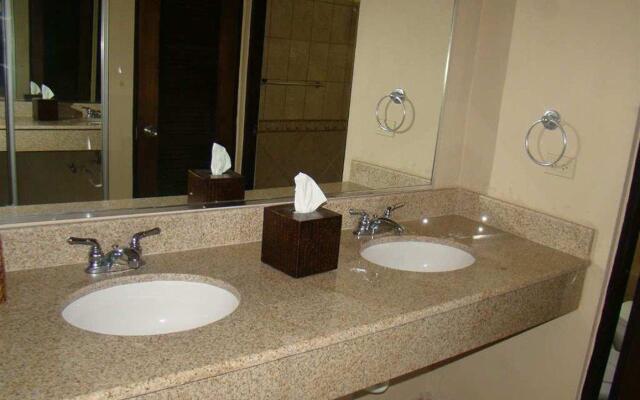 Sea Breeze Hotel