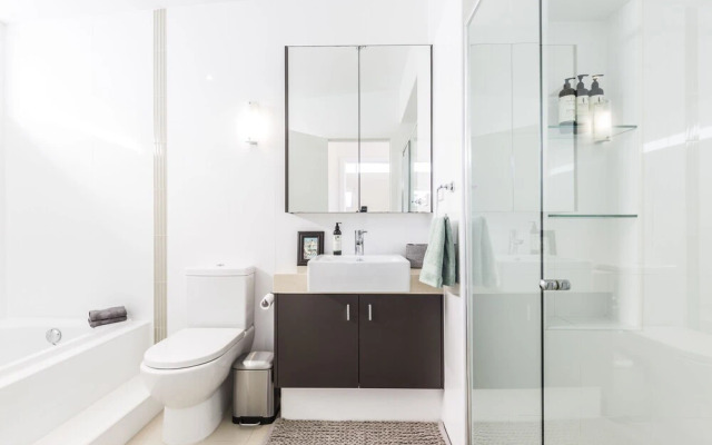 Sydney Seaside Contemporary Executive Living