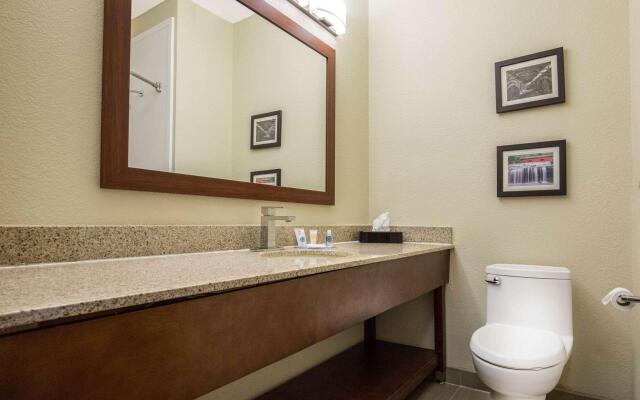 Comfort Inn La Porte