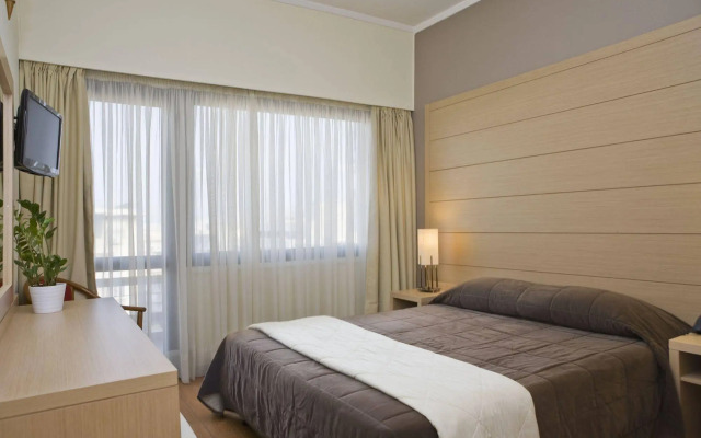 Parnon Hotel