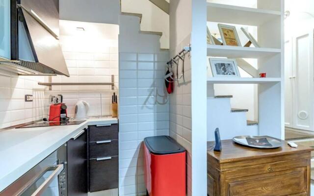 Lovely Apartment Ground Floor Colosseo up 4 Prs !