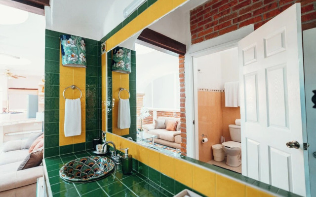 Boutique Hotel & Suites Hacienda Lord Twigg
