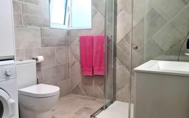 Albufeira with terrace, sea view