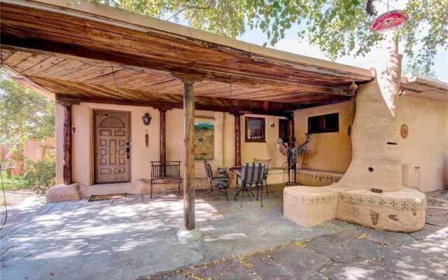 Plaza Splendor - Three Bedroom Home