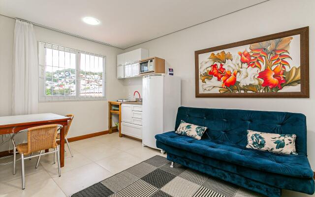 Apartamento tranquilo a 5min da UFSC RLB014