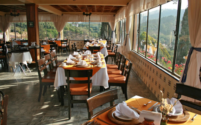 Hotel Pie de la Sierra