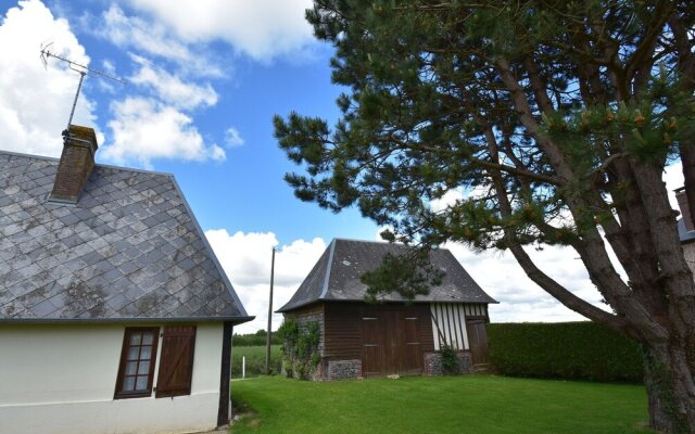Rural, Detached Holiday Home with Pleasant Garden Near the French West Coast