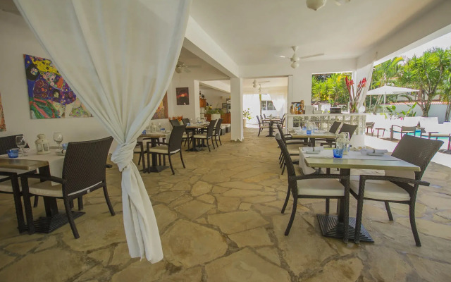 CASA-22 Luxury Boutique Hotel