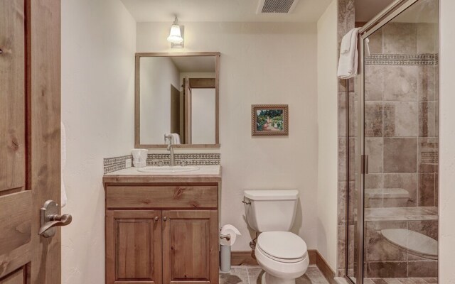 Elegant Updated 3 Bedroom Condo At One Arrowhead Place Condo by RedAwning