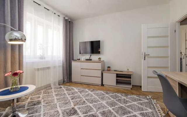 ShortStayPoland Nowolipie B182