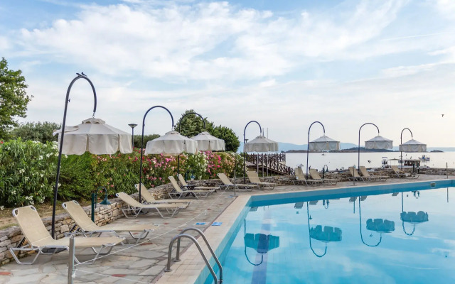 Xenia Ouranoupolis Hotel