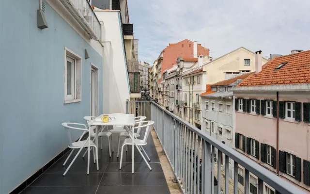 JOIVY Modern flat near Estrela Garden
