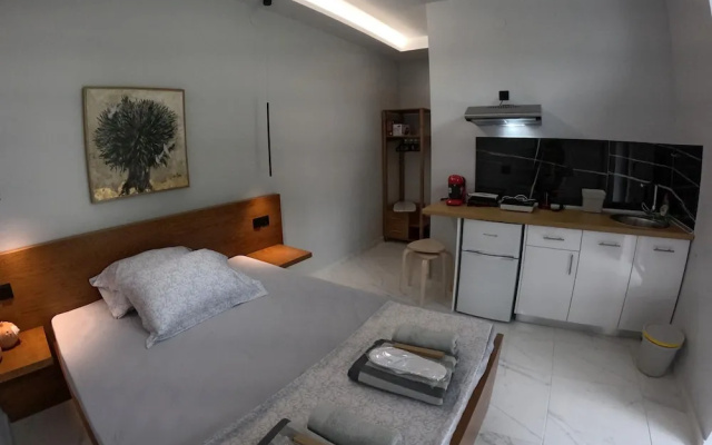 Studio Elia Platamon