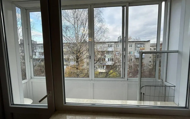 Apartments on 79A Sverdlova Street
