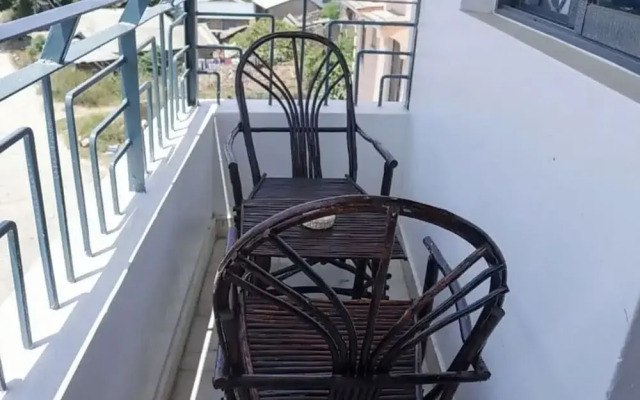 Lux Suites Carina Studio Apartments