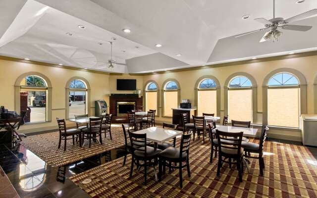 Quality Inn Bay City TX