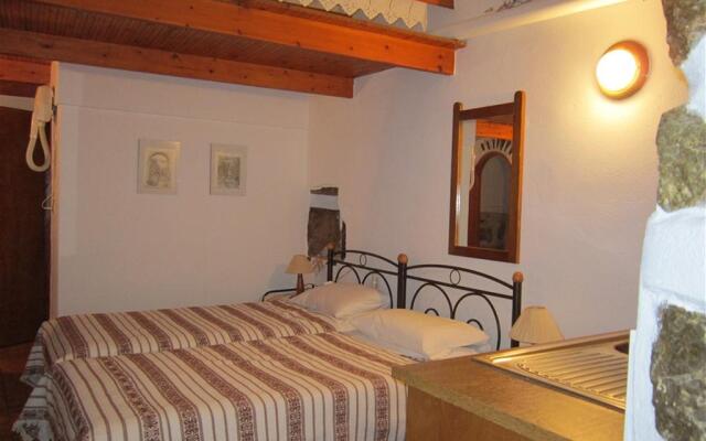 Floradi Rooms