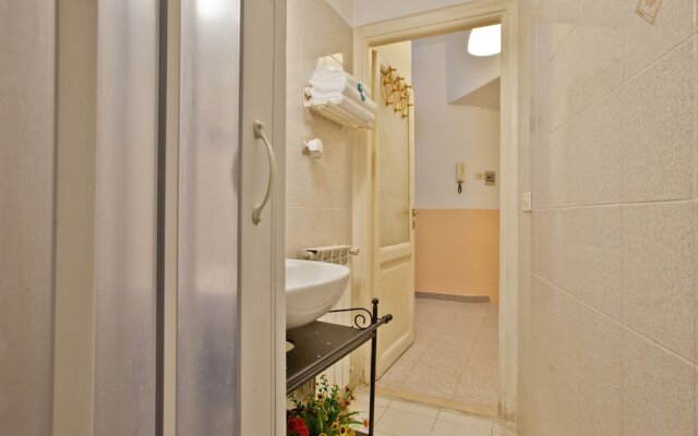 Trastevere Market Apartments