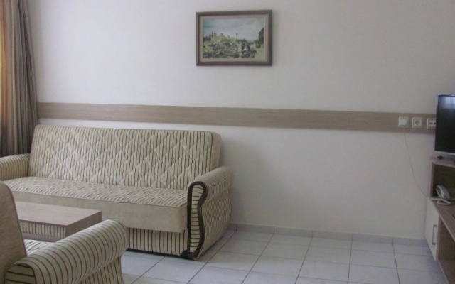 Side Village Hotel