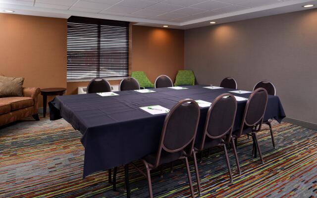 Holiday Inn Hotel & Suites Rochester - Marketplace, an IHG Hotel