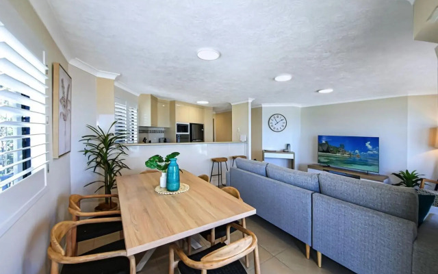 Unit 9 'The Rocks', Coolum Beach