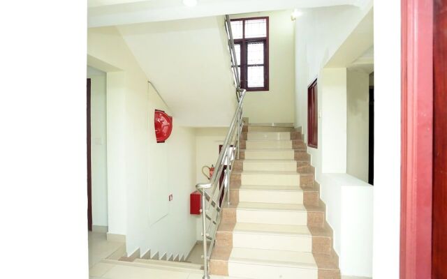 OYO Flagship  17345 MG Road