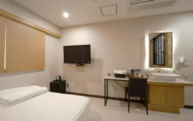 Nampo Comma Hotel