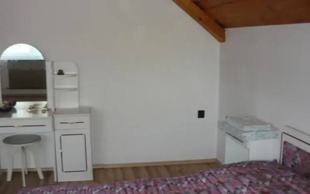 Kaponya Nyaralóház