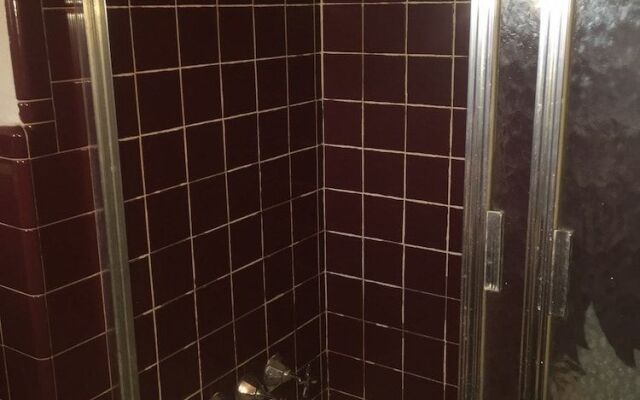 Heart of Dillon Motel