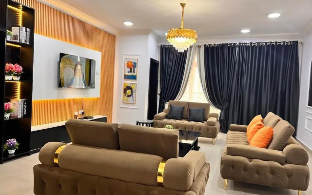 Service Apartment Hub