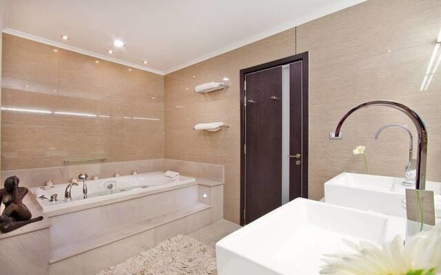 Royale Grand Villa