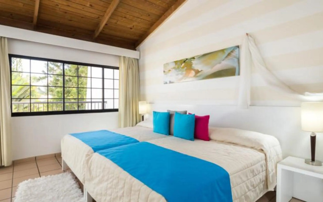 Blue Bay Doradas Villas —All inclusive