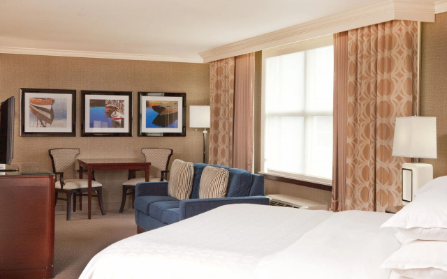 Sheraton Portsmouth Harborside Hotel