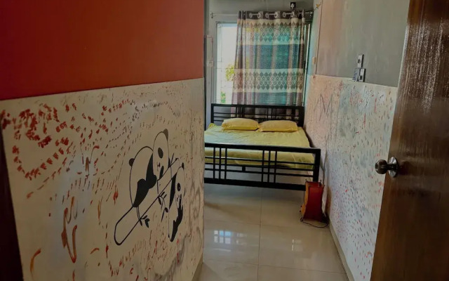 Hostel by zoo family