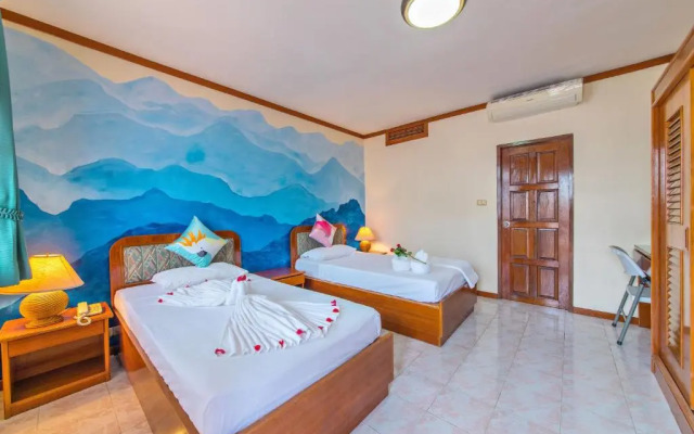 Panda Hotel（Patong Beach）