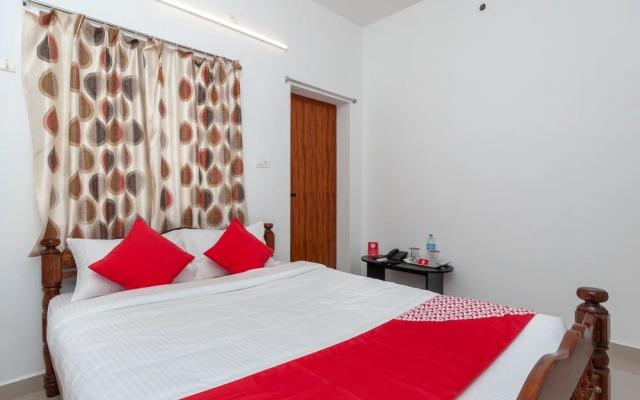 Greenways Residential Homestay By OYO Rooms