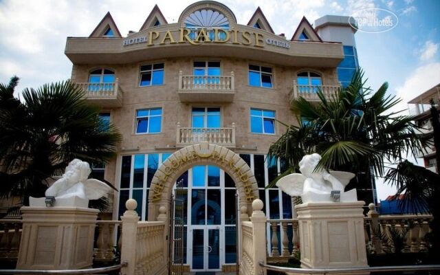 Paradise Hotel