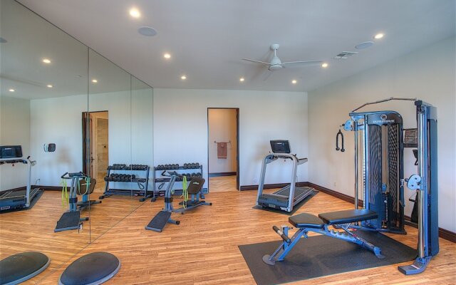 Palisades Estate 5 BR by Casago