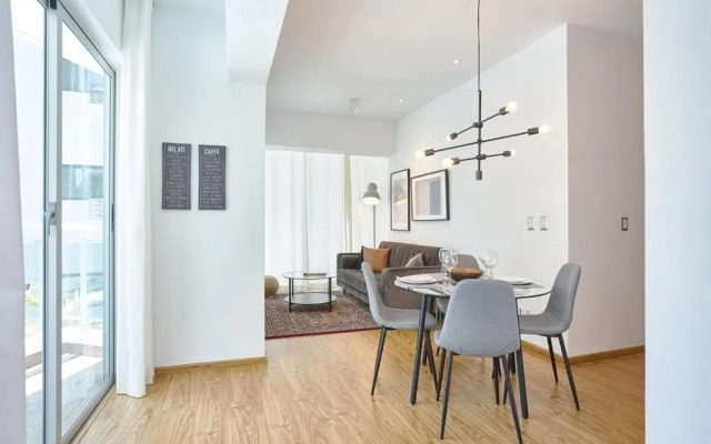 UPSCALE 1BR near BLUE MALL Rooftop YellowKey